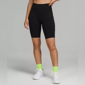 Lululemon Fast and Free Black Bike Shorts, Size 4, 10 Inch Seam